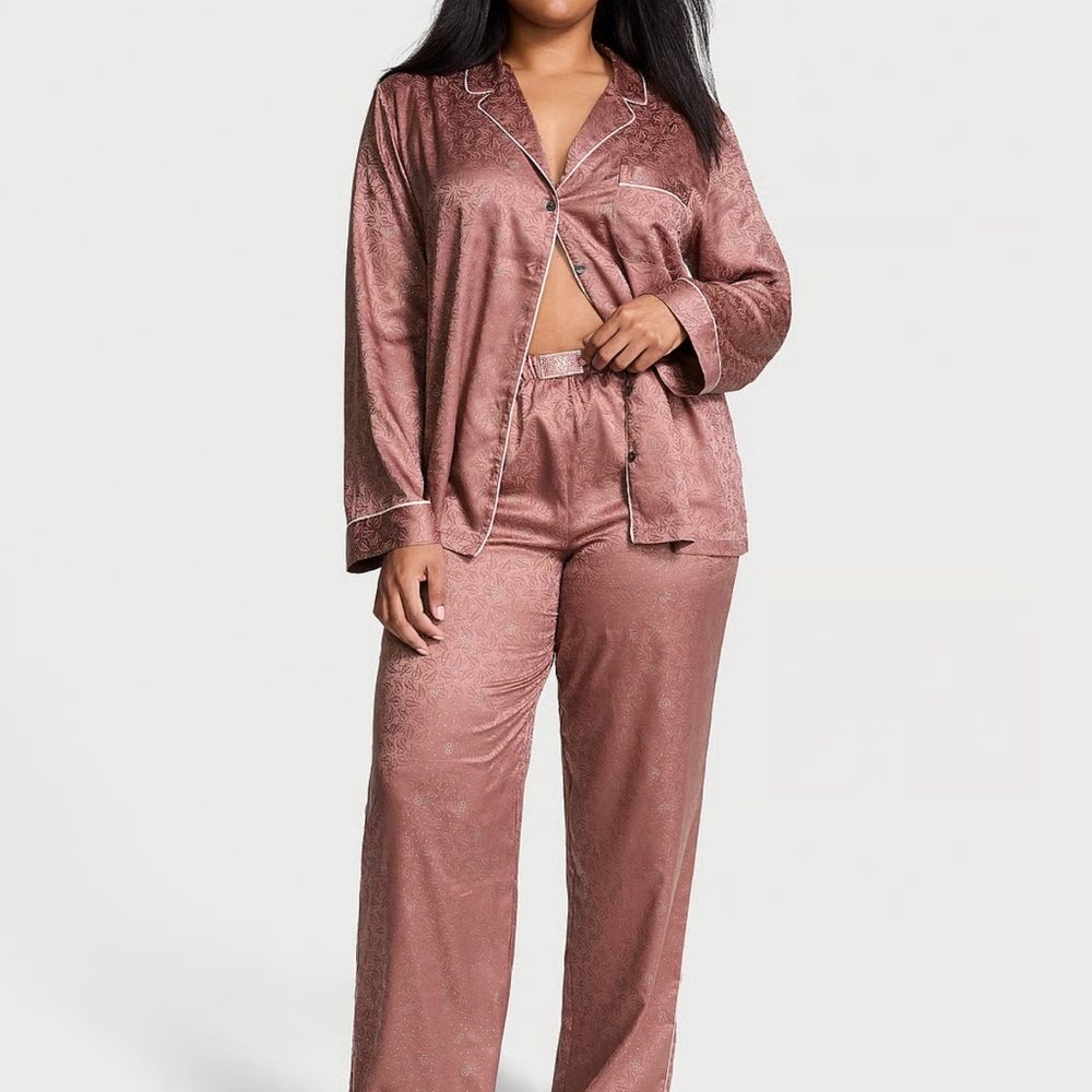 Elegant Satin Pajama Set in Mauve